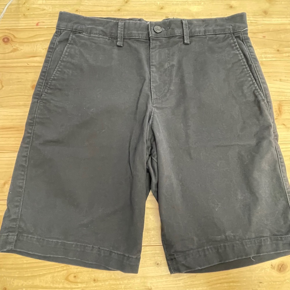 GAP Essential Khaki Shorts‎ 10" Inseam Flat Front Casual Everyday Black Size 29